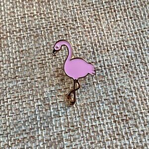 ✨ 3/$15 ✨ Enamel Pin Pink and Gold Flamingo